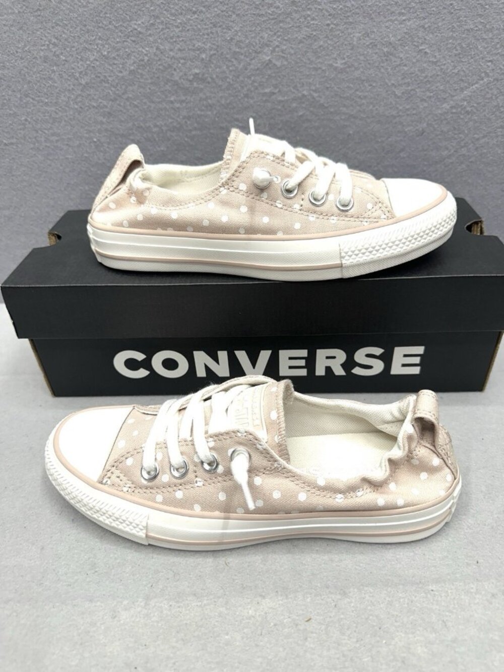 Converse Shoreline Slip Women Sz 6 Low Top Lace Up Canvas Beige White Polka Dot